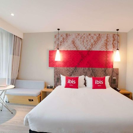 Ibis Chengdu Sm Square Hotel Екстериор снимка