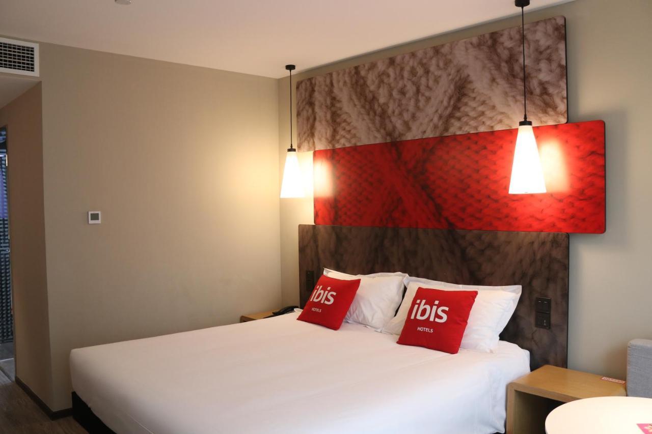 Ibis Chengdu Sm Square Hotel Екстериор снимка